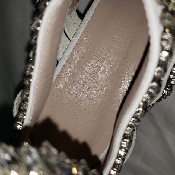 I AM JENNIFER LE size 42 cream suede with rhinestones new. Converts to size 11 - Picture 4 of 6